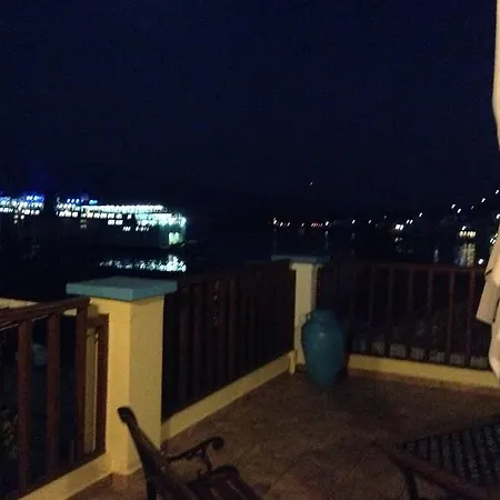 Efraim Amalia Prázdninový dům Chalki Town
