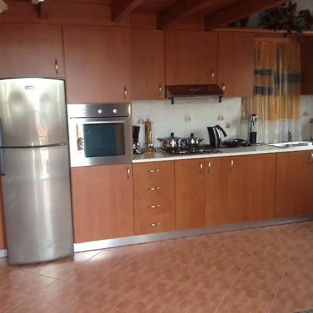 Efraim Amalia Chalki Town