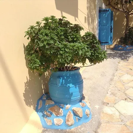 Holiday home Efraim Amalia Chalki Town